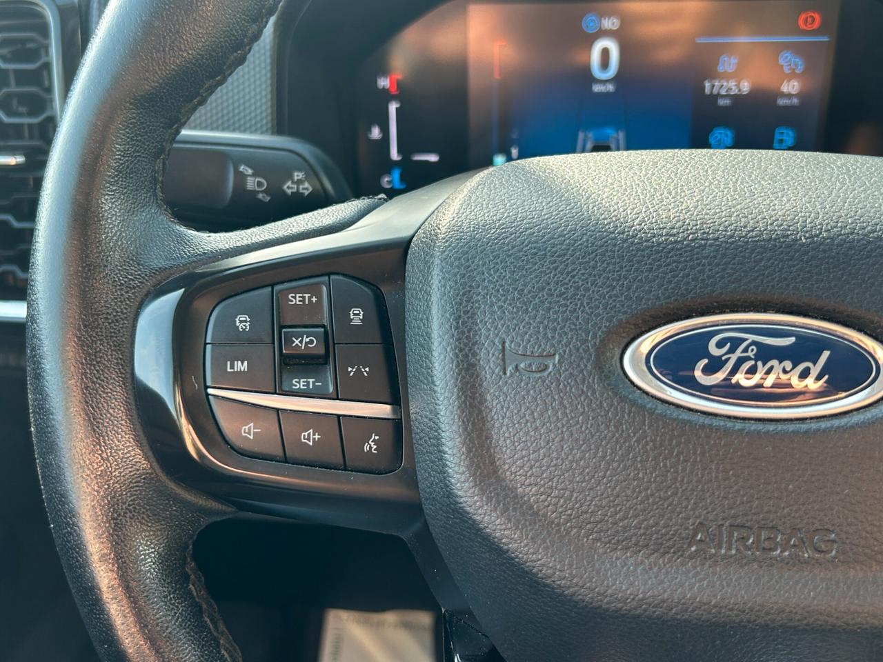Ford Ranger 2.0 ecoblue doppia cabina Limited 4×4 170cv
