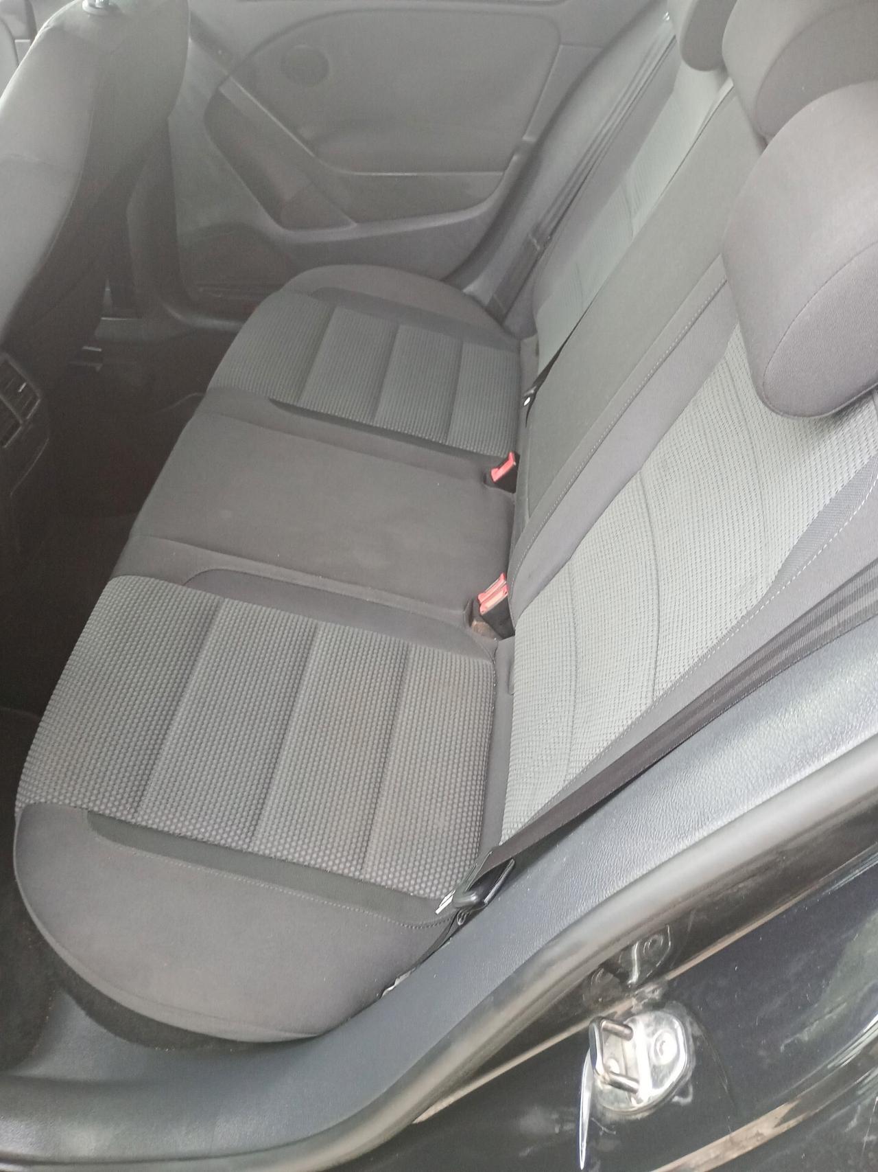 Volkswagen Golf 1.6 TDI DPF 5p. Comfortline