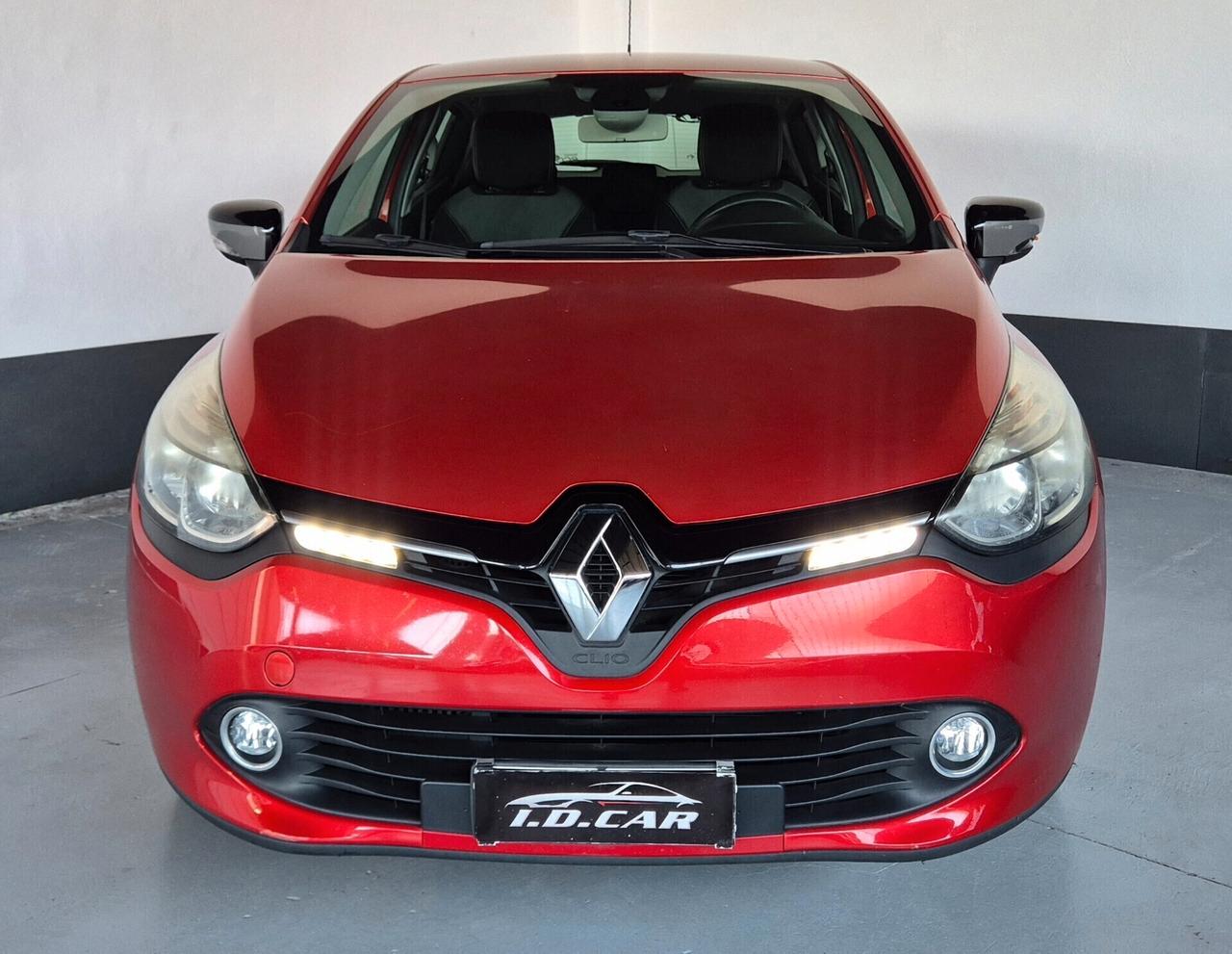 Renault Clio 0.9 TCe 90CV 5 porte Costume National (NEOPATENTATI)
