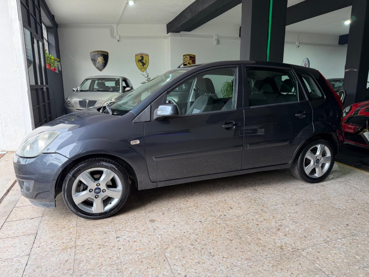 Ford Fiesta 1.4 TDCi 5p. UNICO PROPRIETARIO