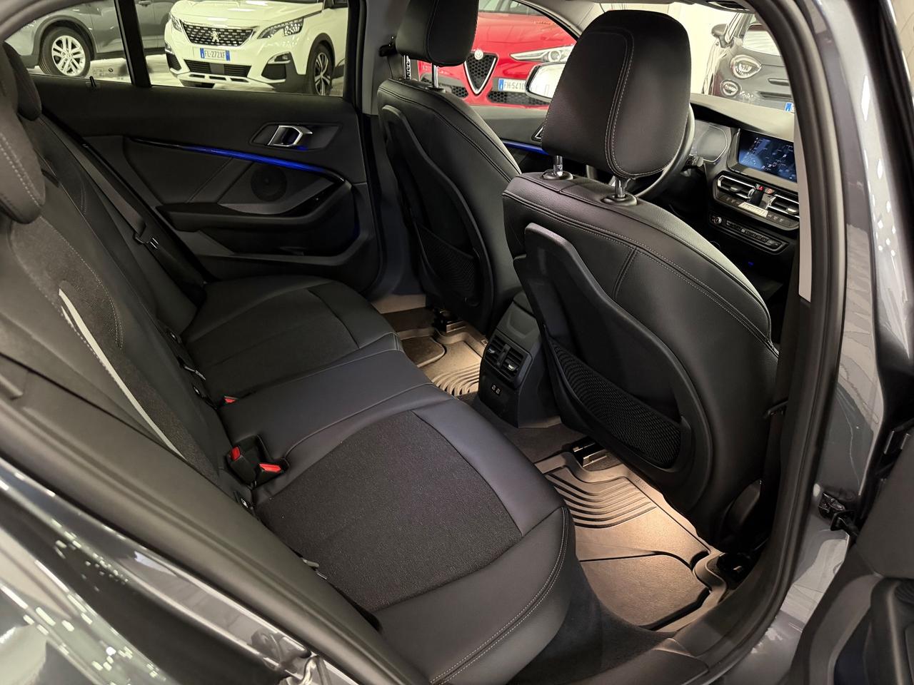 Bmw 118 118i 5p. Msport