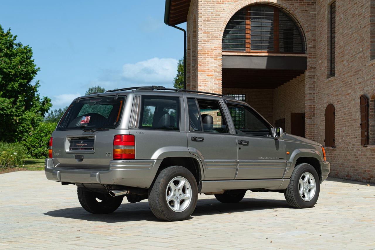 Jeep Grand Cherokee LIMITED LX 5.9 V8 - JEP00027