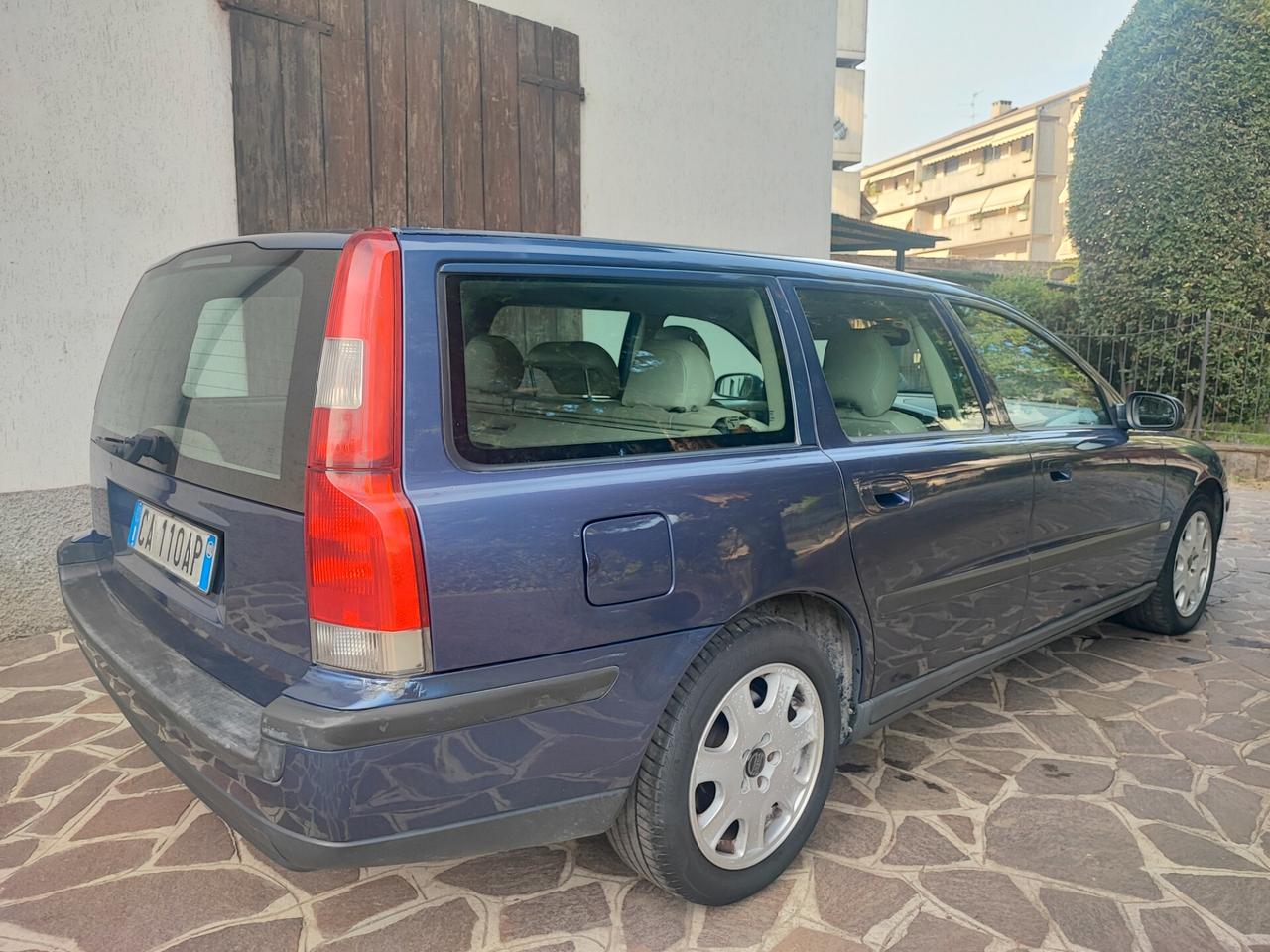 Volvo V70/XC70 2.4 b/GPL 170 CV storico lavori