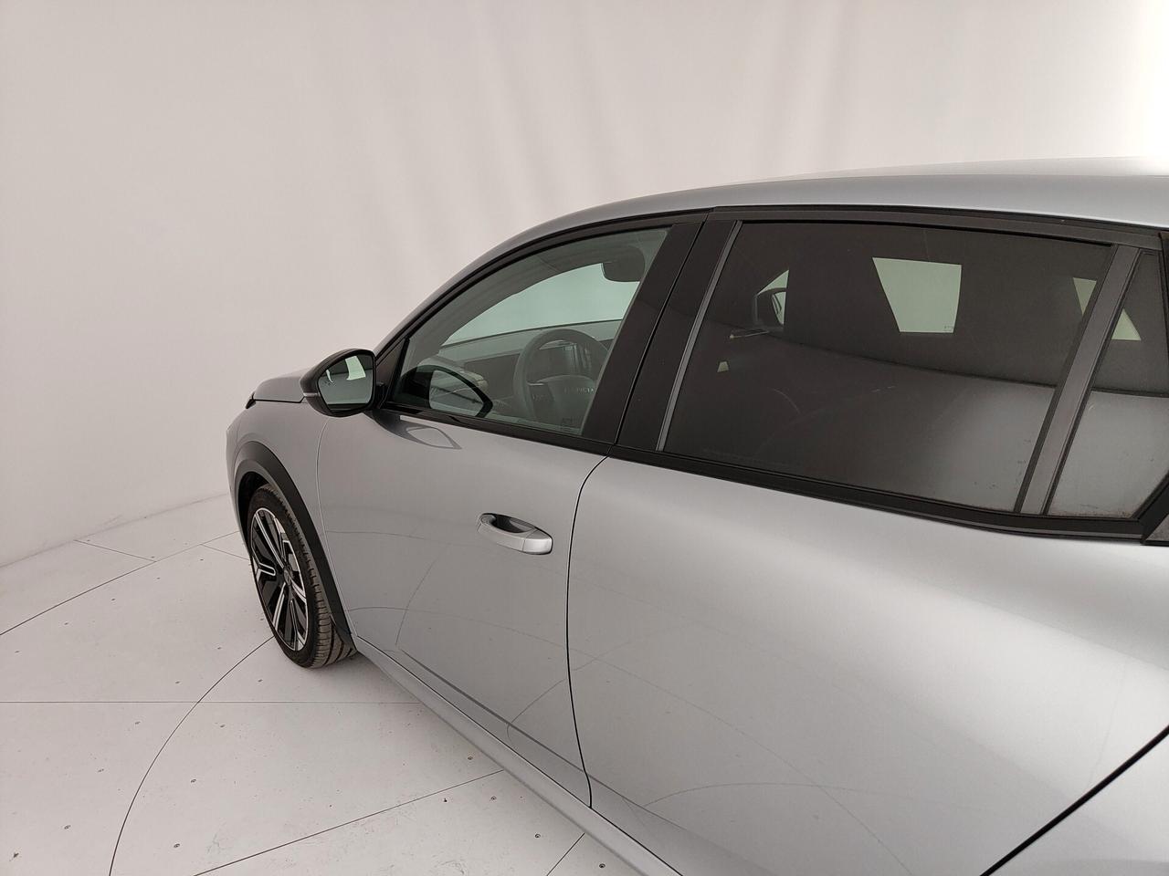 Lancia Ypsilon Hybrid e-DCT LX