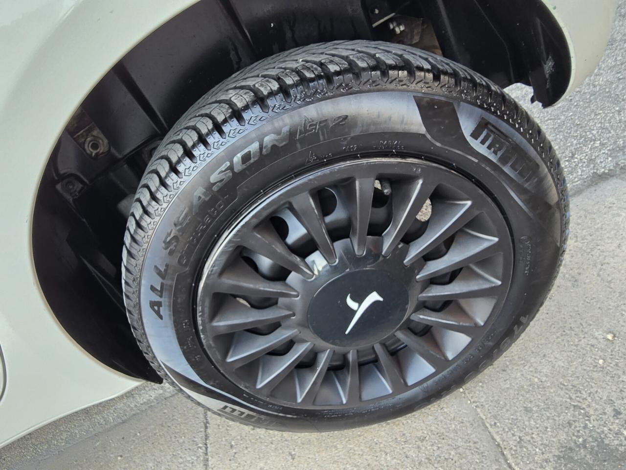 Lancia Ypsilon 0.9 TwinAir 85 CV 5 porte Metano Ec