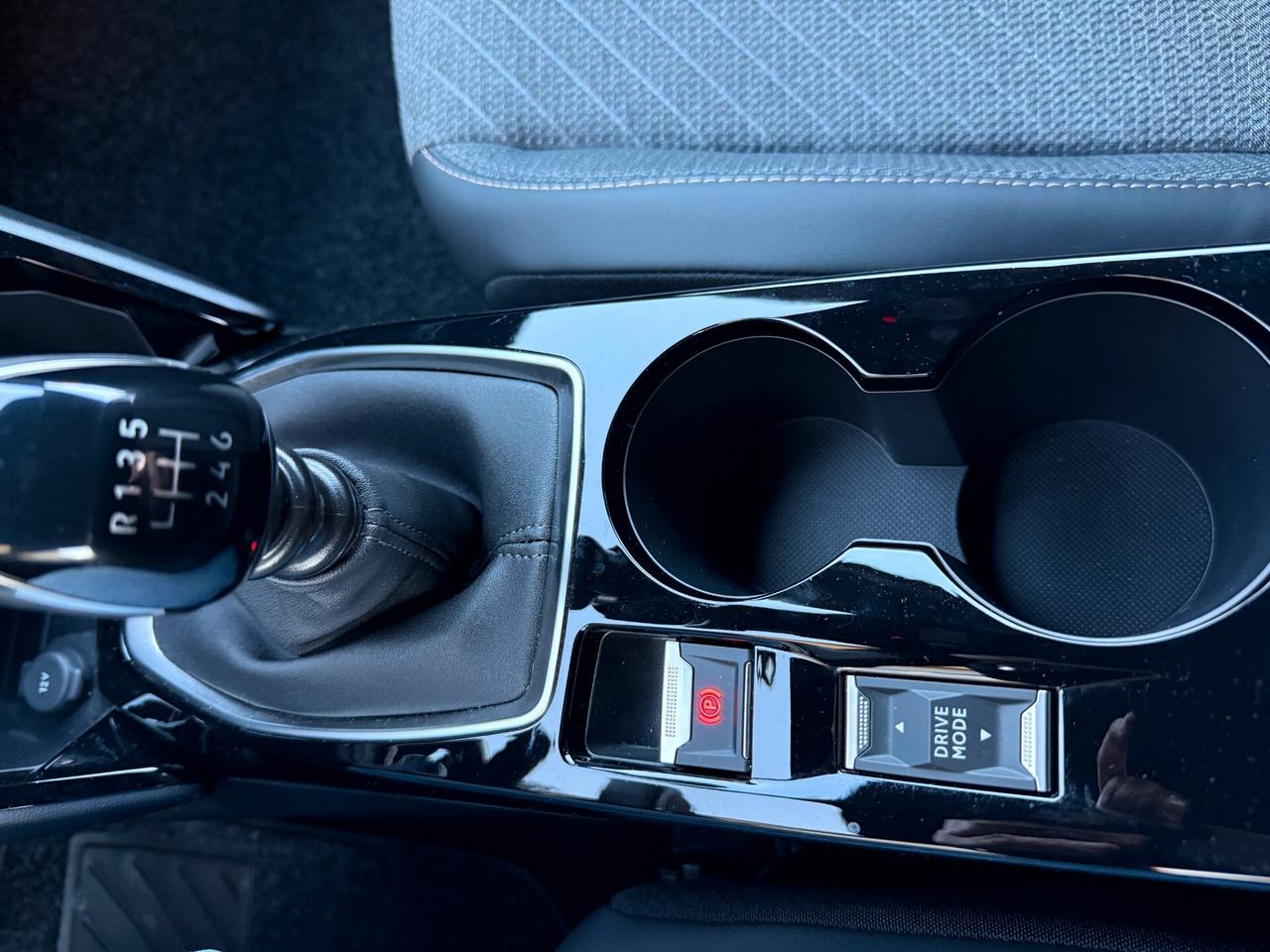 Peugeot 2008 PureTech 100 S&S Allure