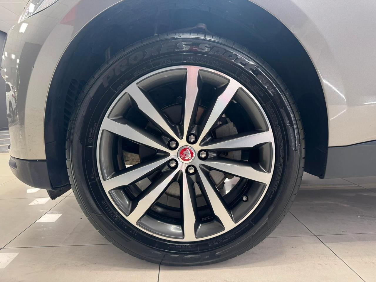 Jaguar F-Pace 3.0 D V6 300 CV AWD aut. Portfolio