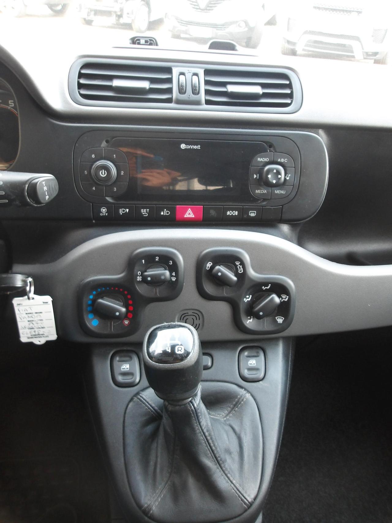 Fiat PANDA 1.2 Lounge 69cv