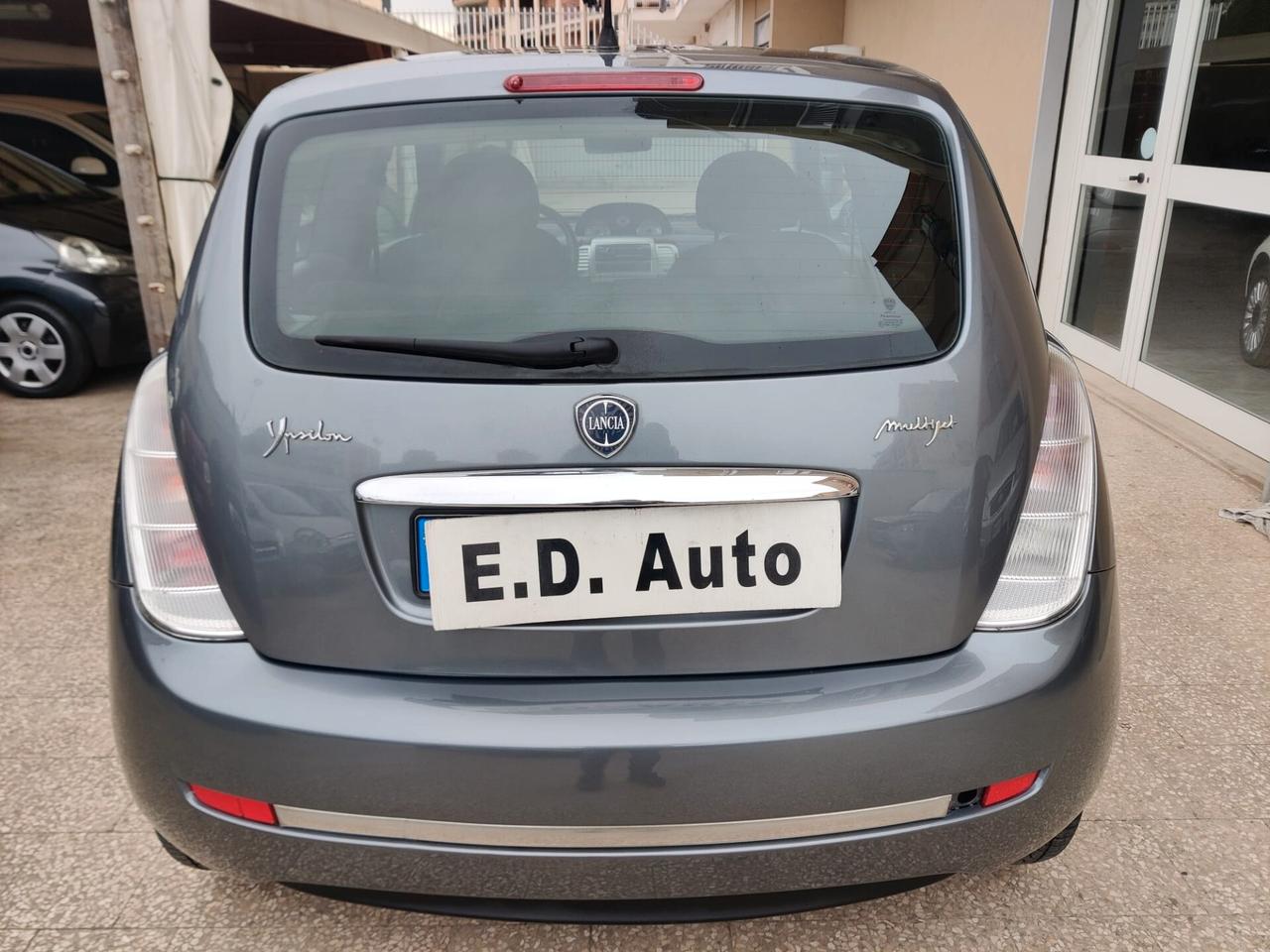 Lancia Ypsilon 1.3 MJT