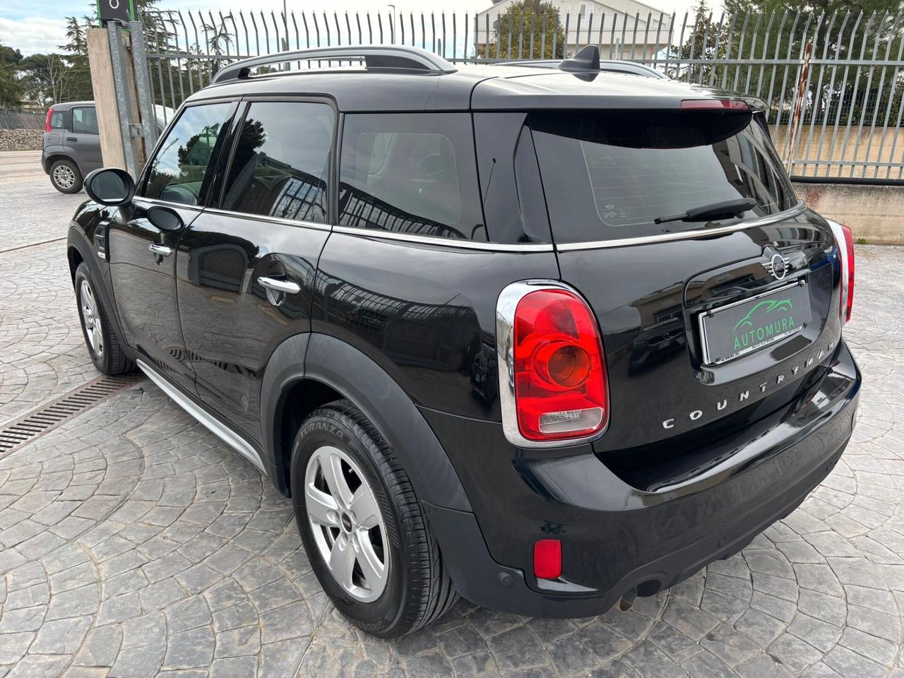 MINI ONE D COUNTRYMAN 1.5d BUSINESS AUTOMATICA