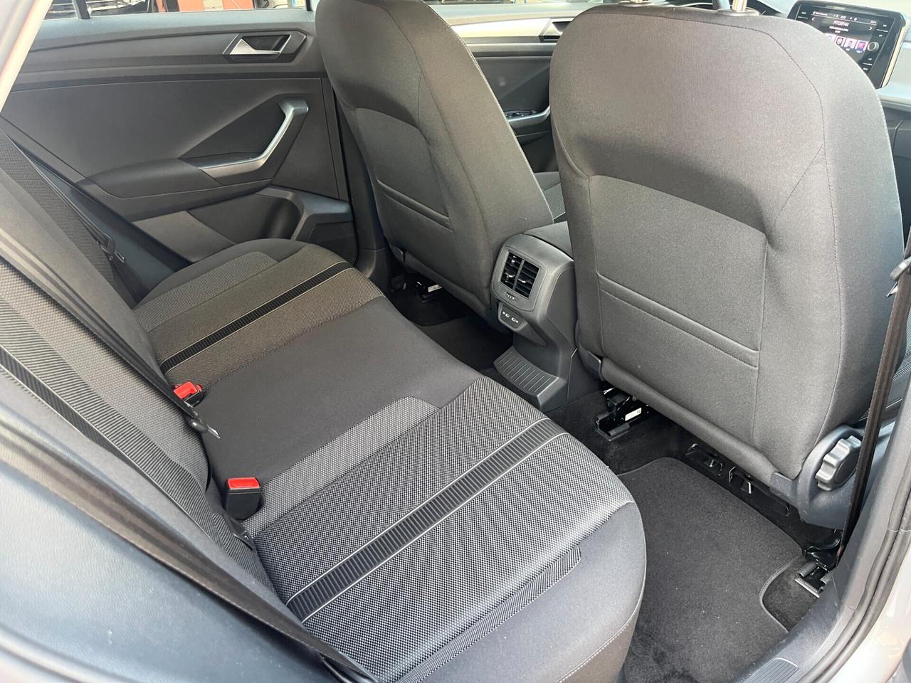 Volkswagen T-Roc 2.0 TDI Life 01/2023 ** 87322**