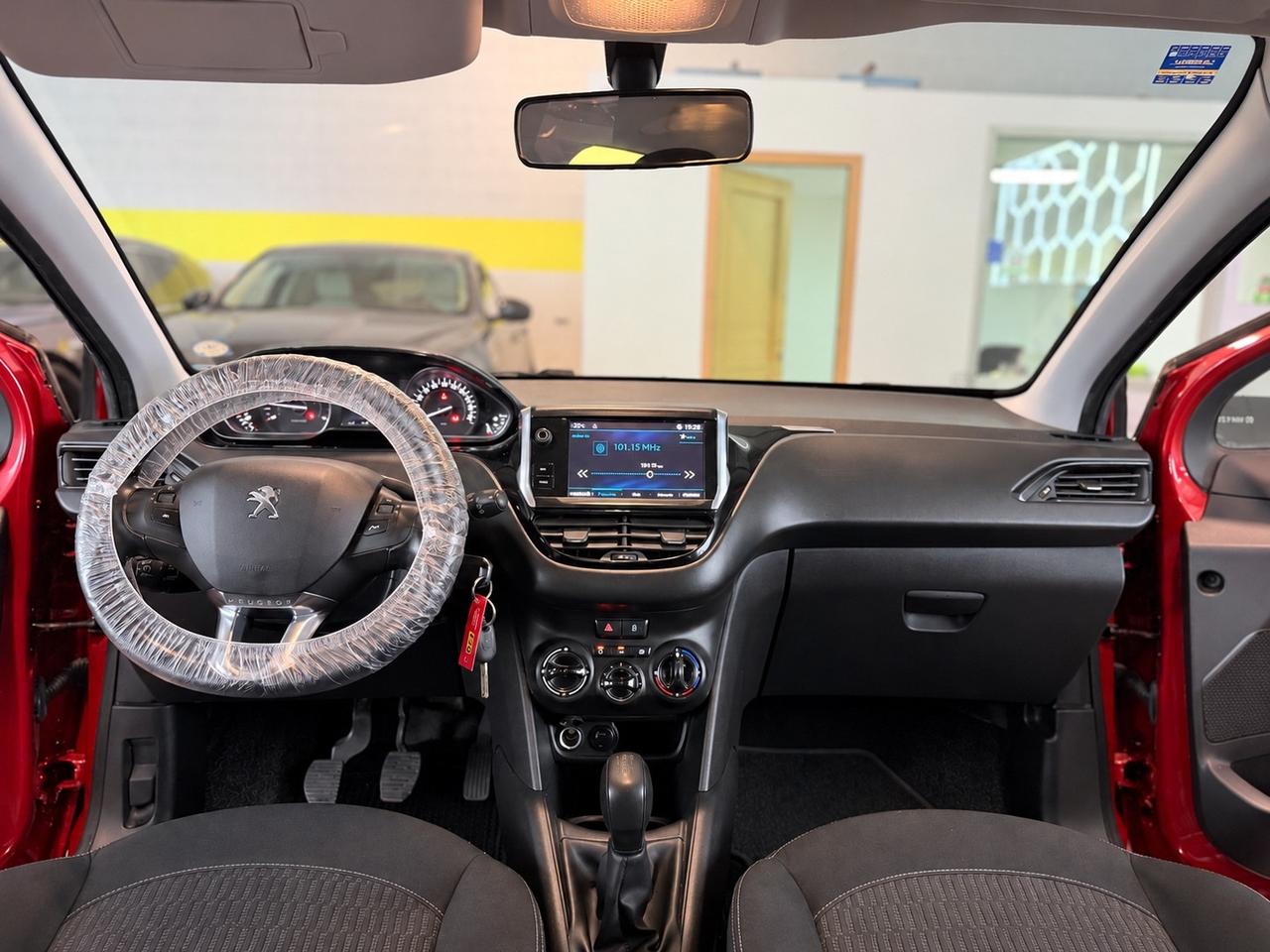 Peugeot 208 BlueHDi 1.6 75cv 5 porte Allure 2018