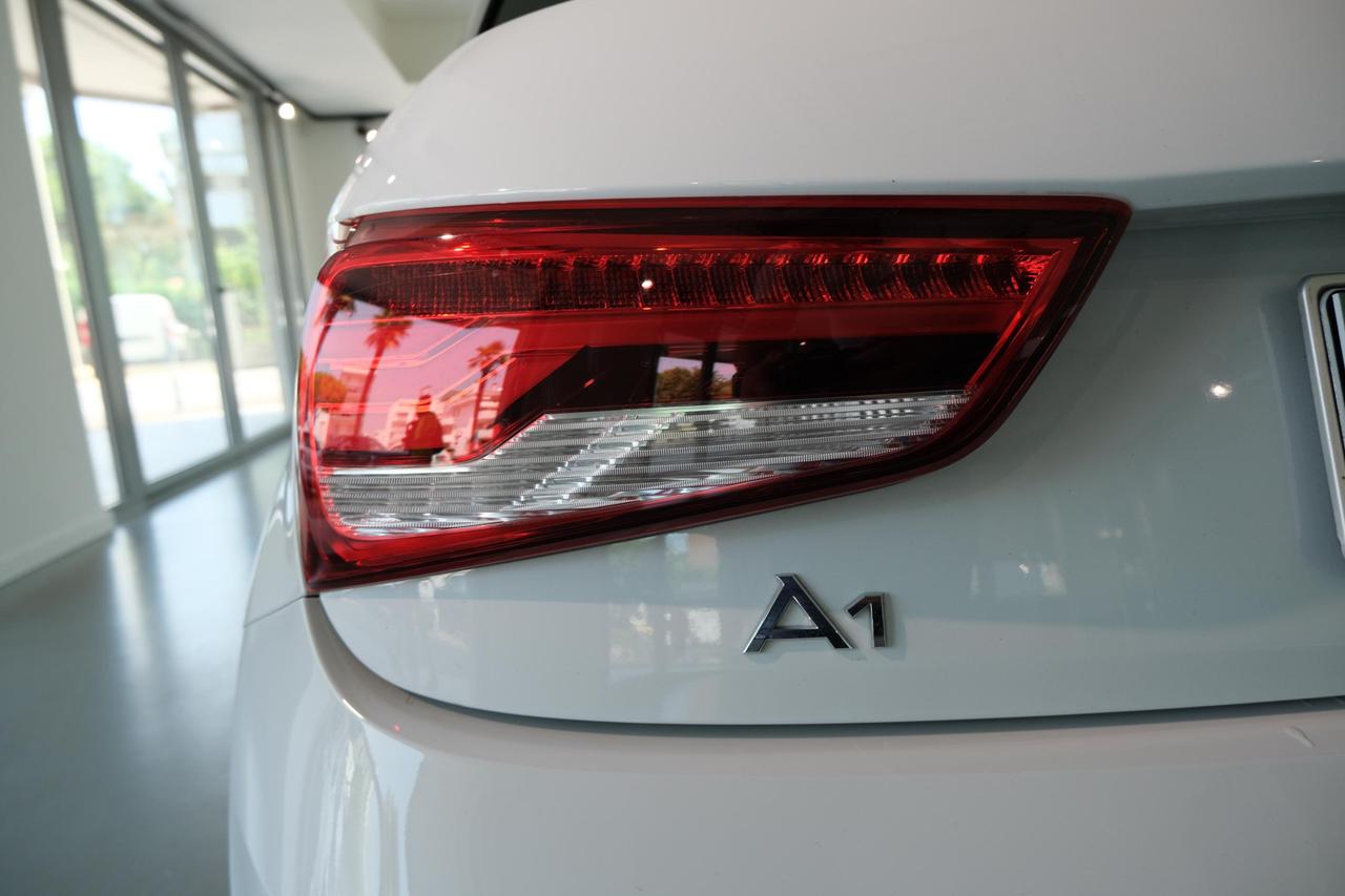 Audi A1 Sportback 1.0 tfsi ultra Admired 95cv s-tronic