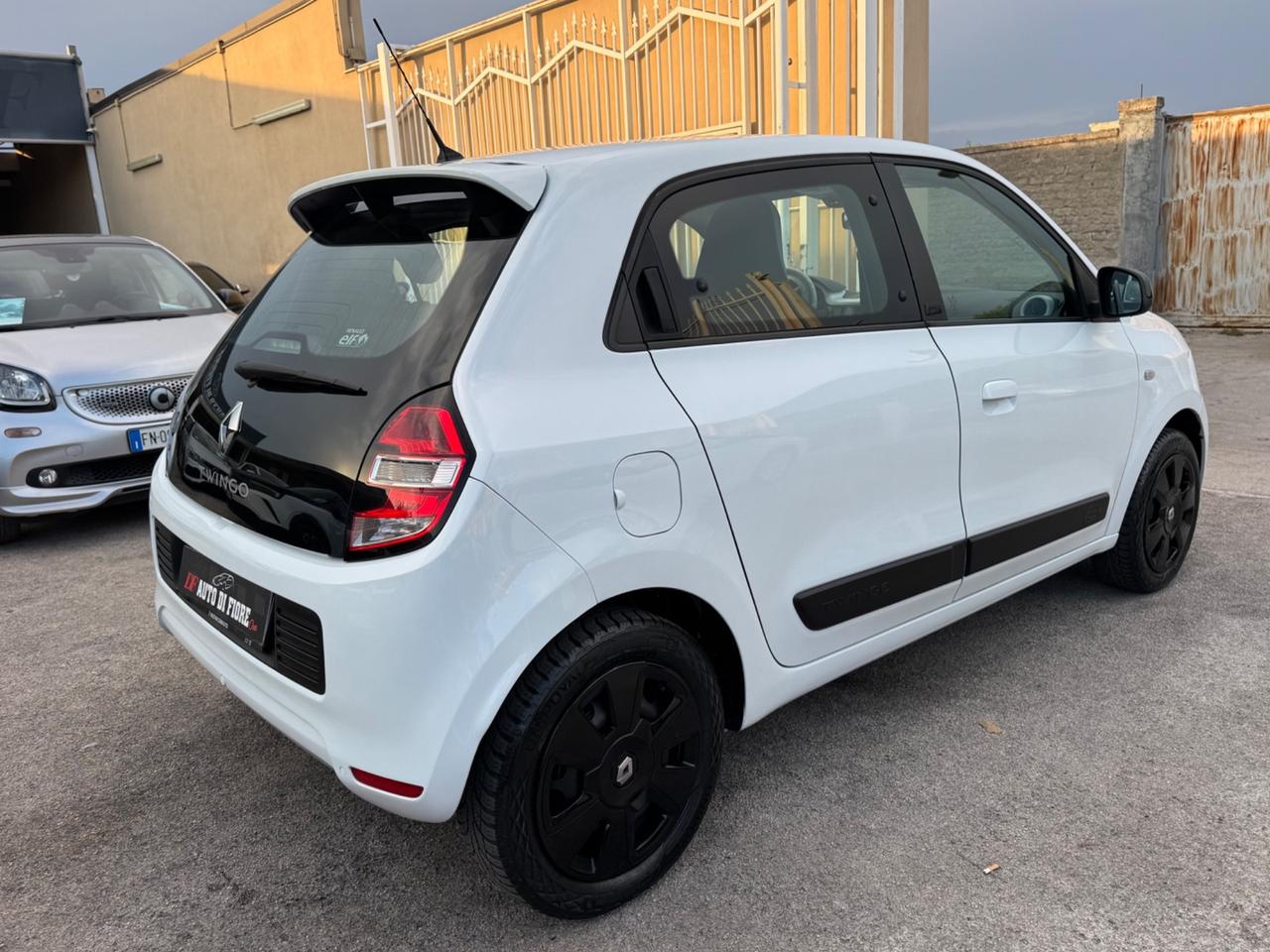 Renault Twingo 900 90CV TURBO Automatica NAVI