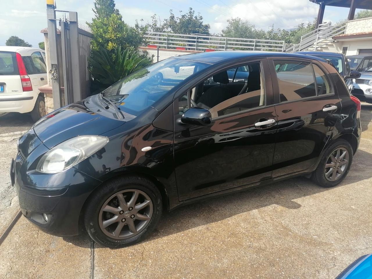 Toyota Yaris 1.4 D4D - 2011