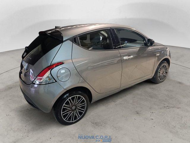 LANCIA Ypsilon 1.0 FireFly 5 porte S&S Hybryd Gold