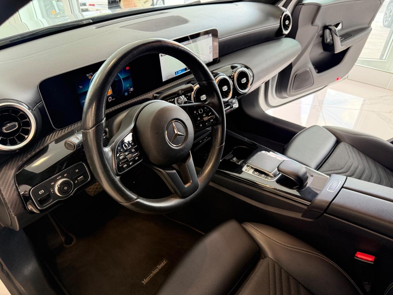 Mercedes-benz A 180 d Automatic Business