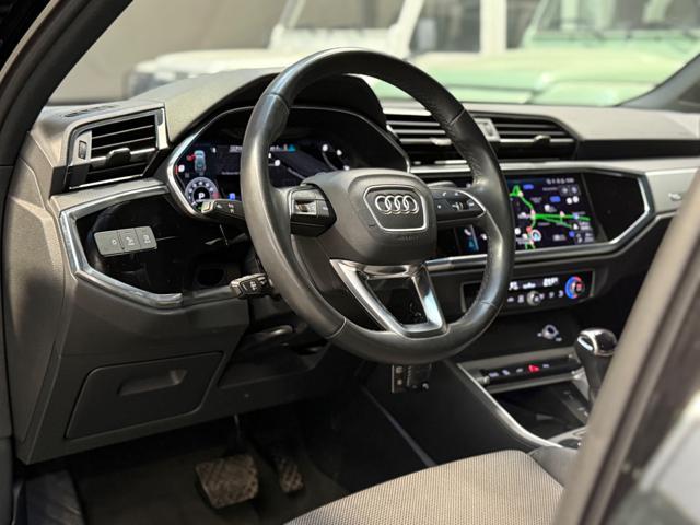 AUDI Q3 45 TFSI e S tronic S line edition