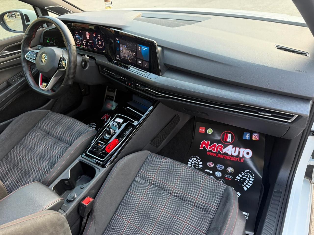 Volkswagen Golf 8 GTI 2.0 TSI DSG 2023