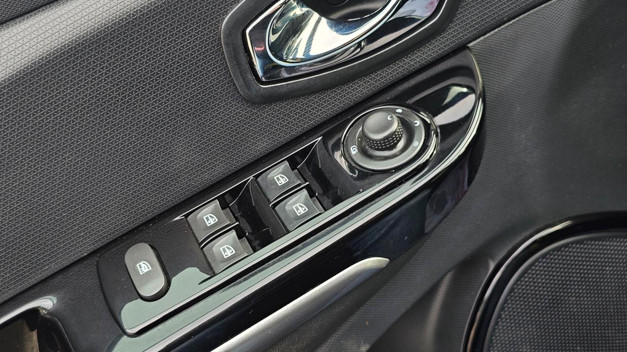 Renault Clio dCi 8V 90CV Start&Stop 5 porte Energy Intens