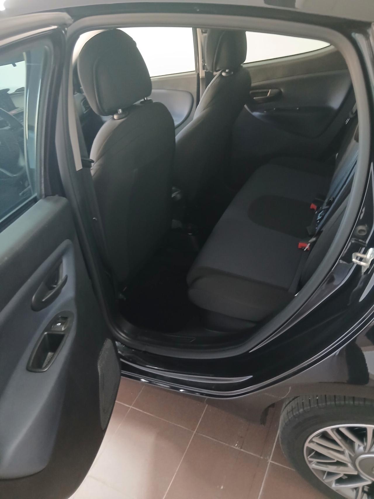 Lancia Ypsilon 1.0 FireFly 5 porte S&S Hybrid Platino