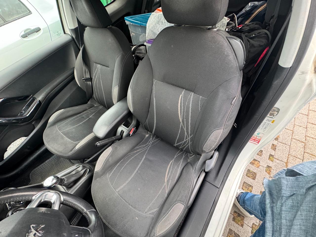 Peugeot 208 Sport