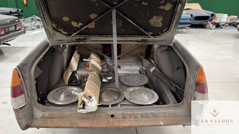 Lancia Flaminia 2.5 – 1963 - Progetto Restauro - Materiale incluso