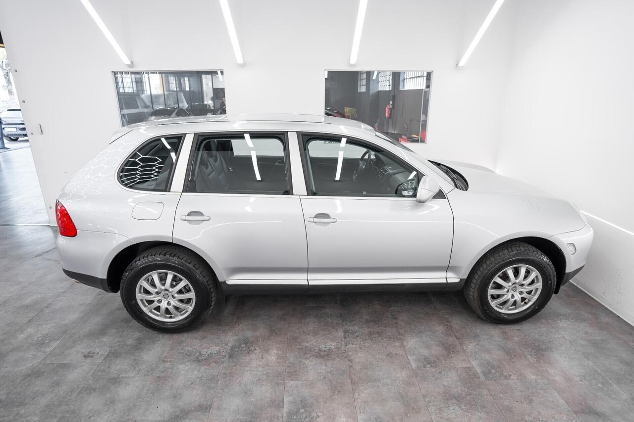 Porsche Cayenne 3.2 V6 --MANUALE--