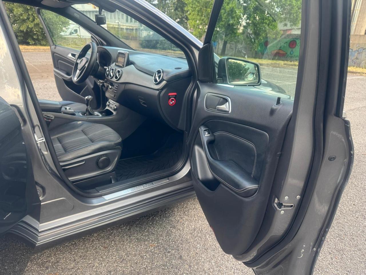 Mercedes-benz B 180 CDI BlueEFFICIENCY Premium