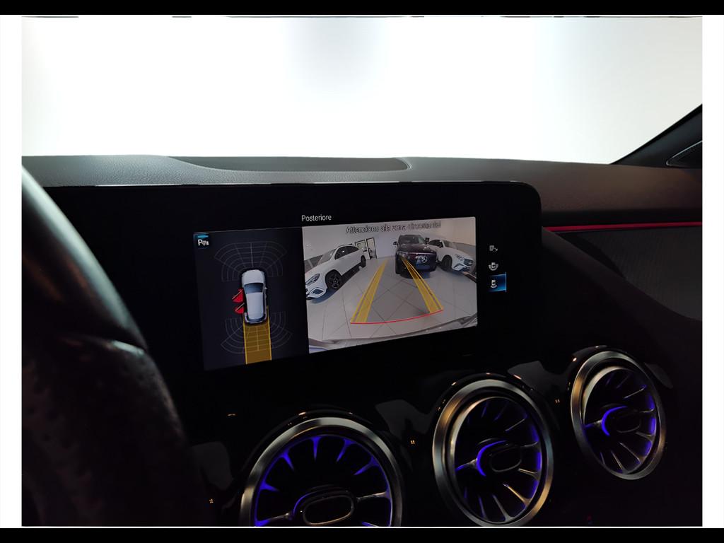 Mercedes-Benz GLA-H247 2020 - GLA 180 d Premium auto