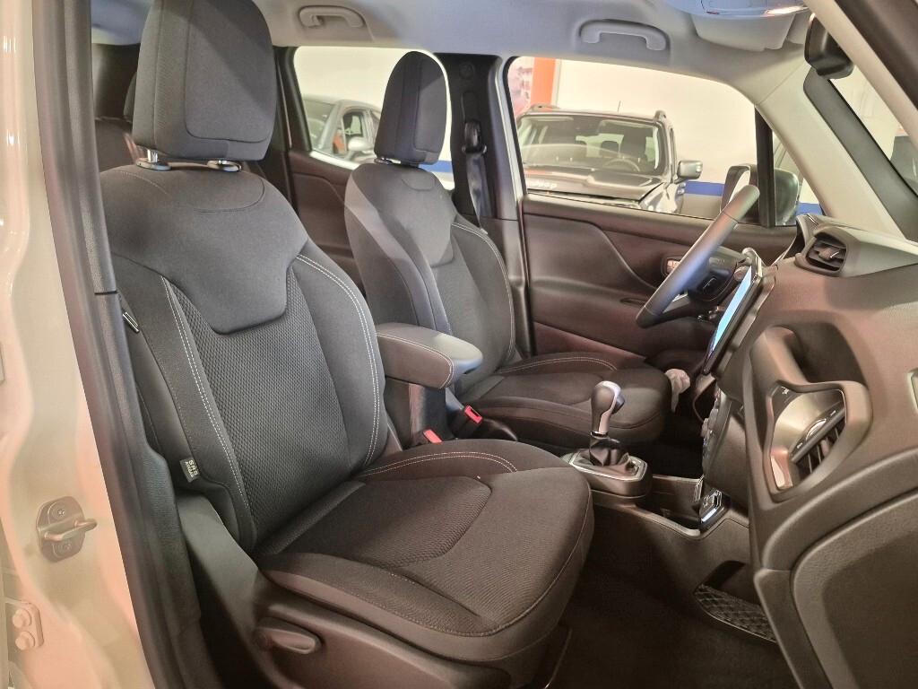 Jeep Renegade 1.5 Turbo T4 MHEV Summit