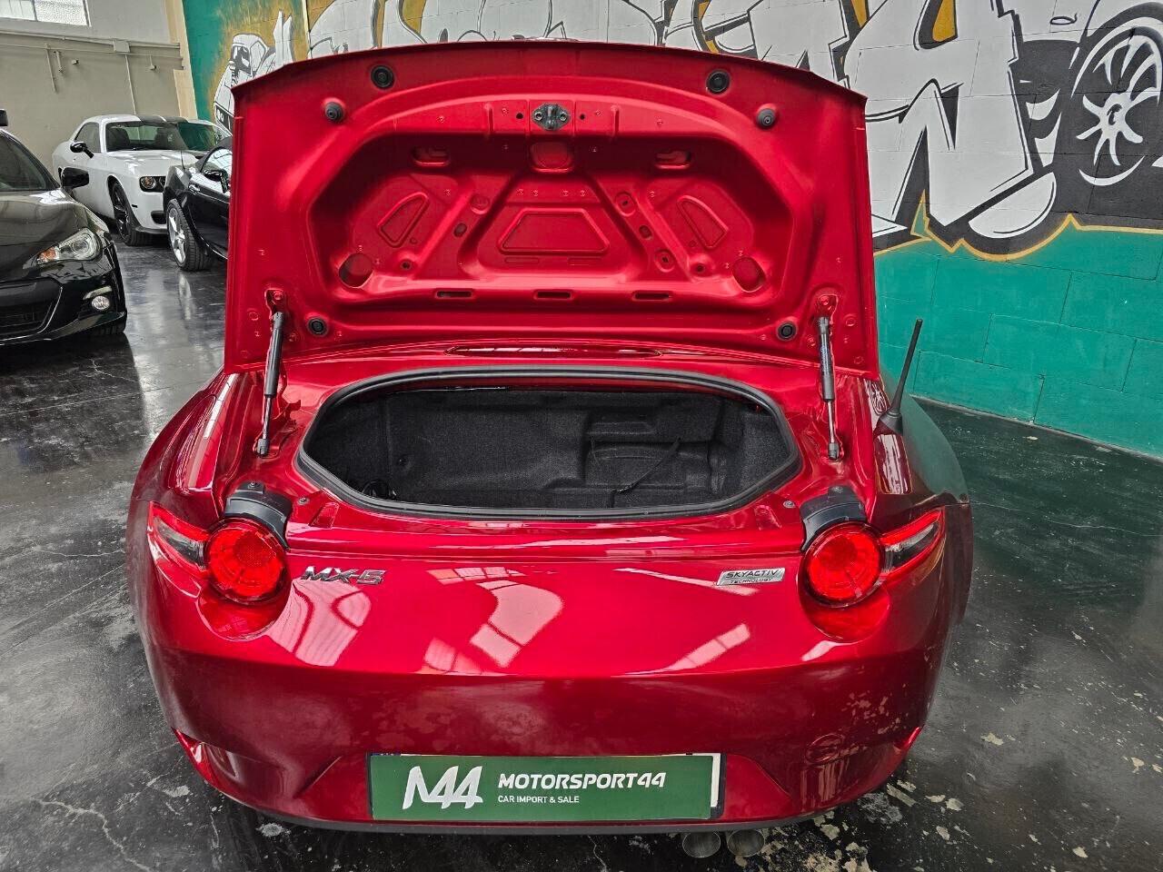 Mazda MX-5 1.5L Skyactiv-G Exceed