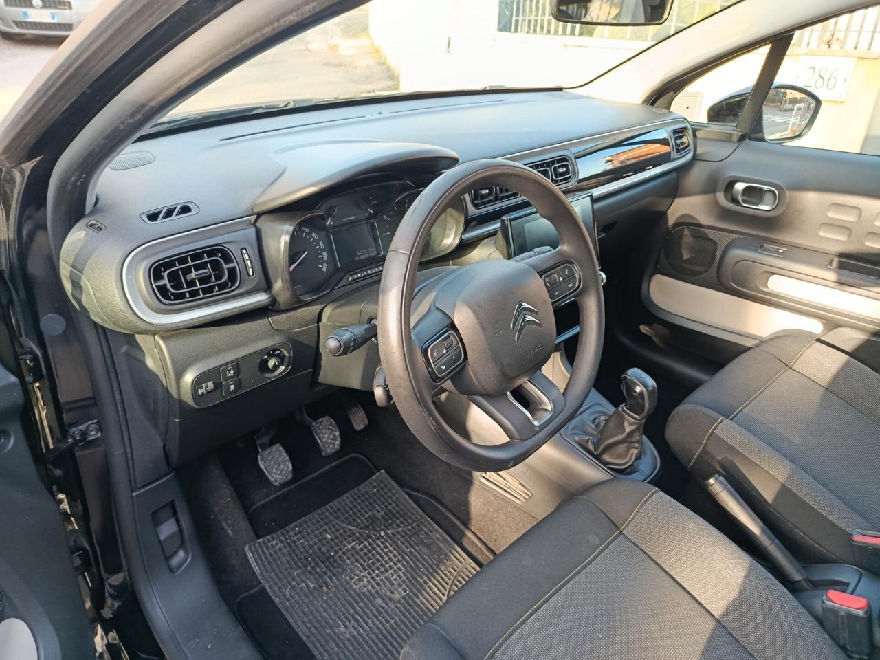 Citroen C3 PureTech 82 GPL Shine