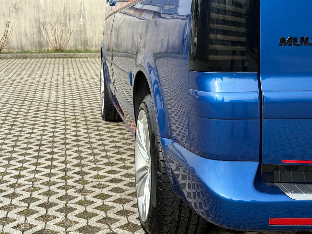 Multivan 2.5 TDI/174CV !!! MOTORE NUOVO !!! 7 posti Autom