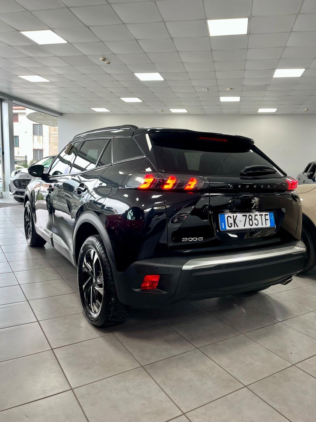 Peugeot 2008 BlueHDi 130 S&S EAT8 Allure