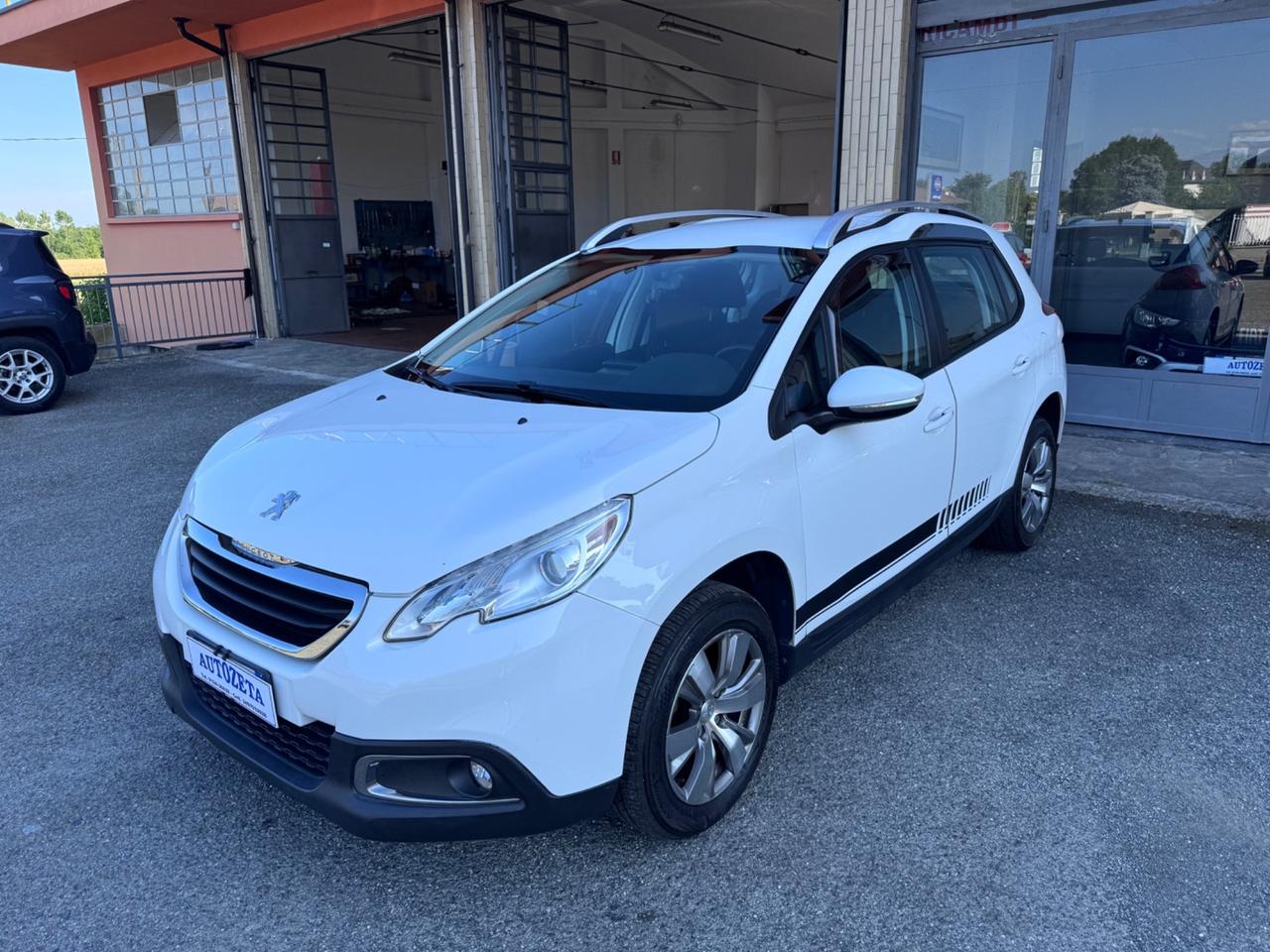 Peugeot 2008 1.2 Active