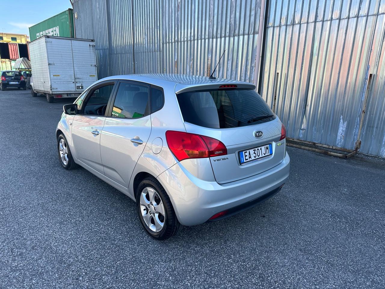 Kia Venga 1.4 CVVT EX SOLO 90.000 KM
