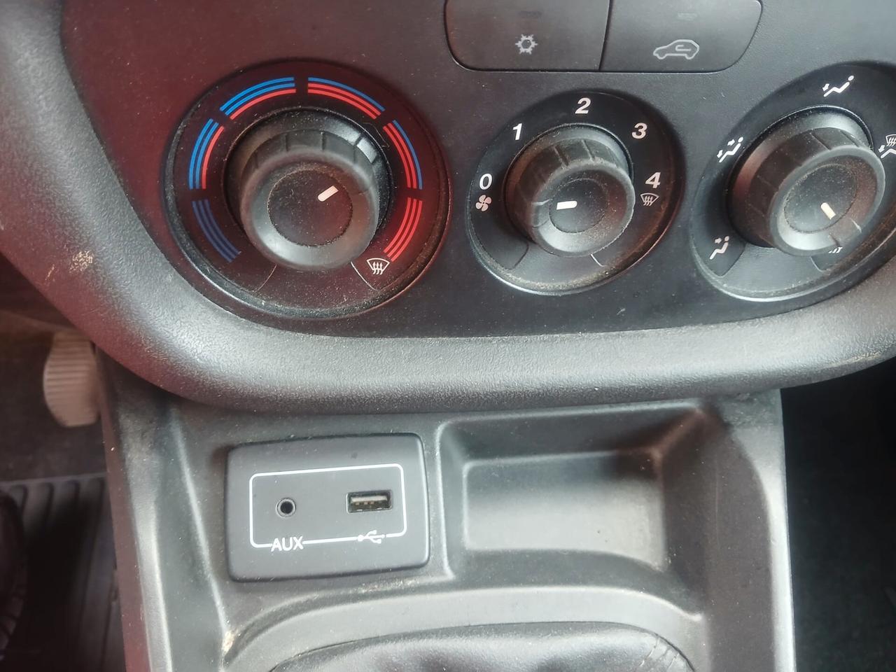 Fiat Doblò XL tetto alto trasporto disabili