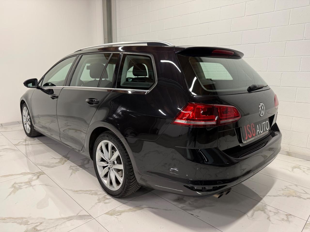 Volkswagen Golf Variant 2.0 TDI Highline BlueMotion Technology