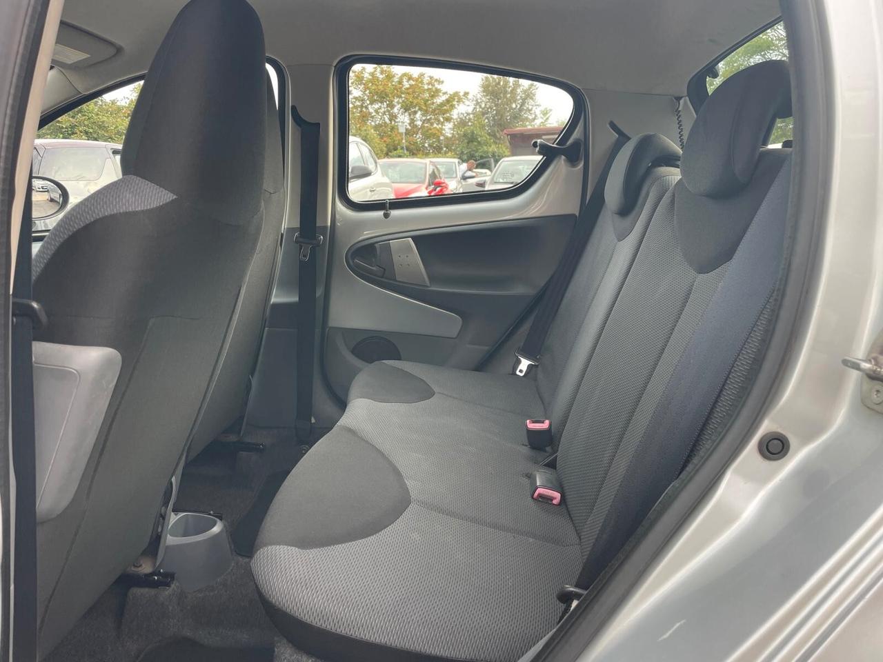 Toyota Aygo 1.0 12V VVT-i 5 porte