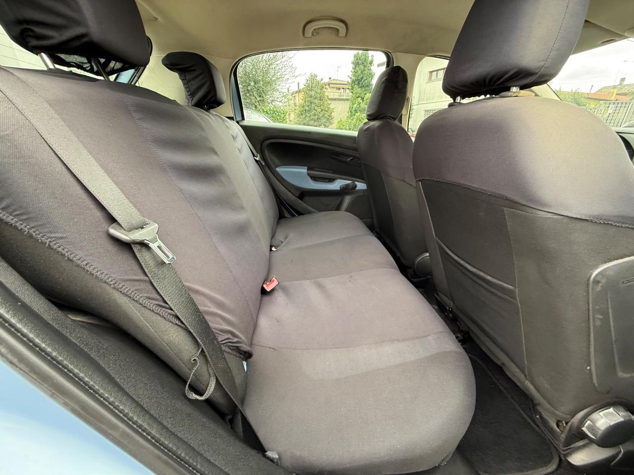 Fiat Grande Punto 1.3 MJT 75 CV 5 porte ok neopatentati