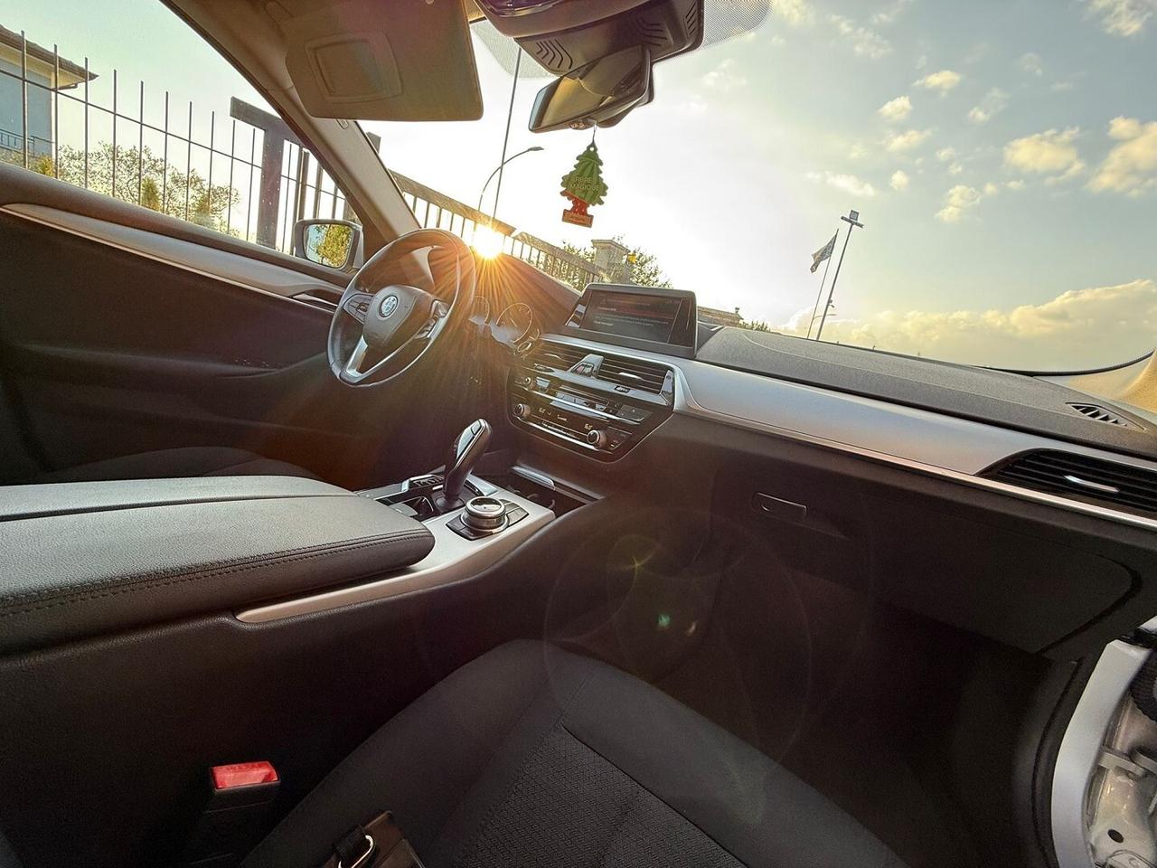BMW SERIE 5 530D XDRIVE