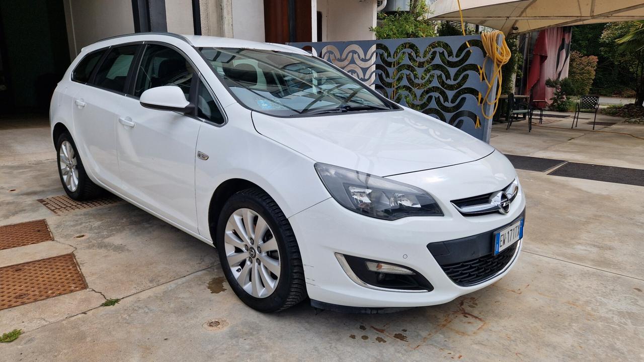 Opel Astra 1.6 CDTI 136CV EcoFLEX S&S Sports Tourer Cosmo