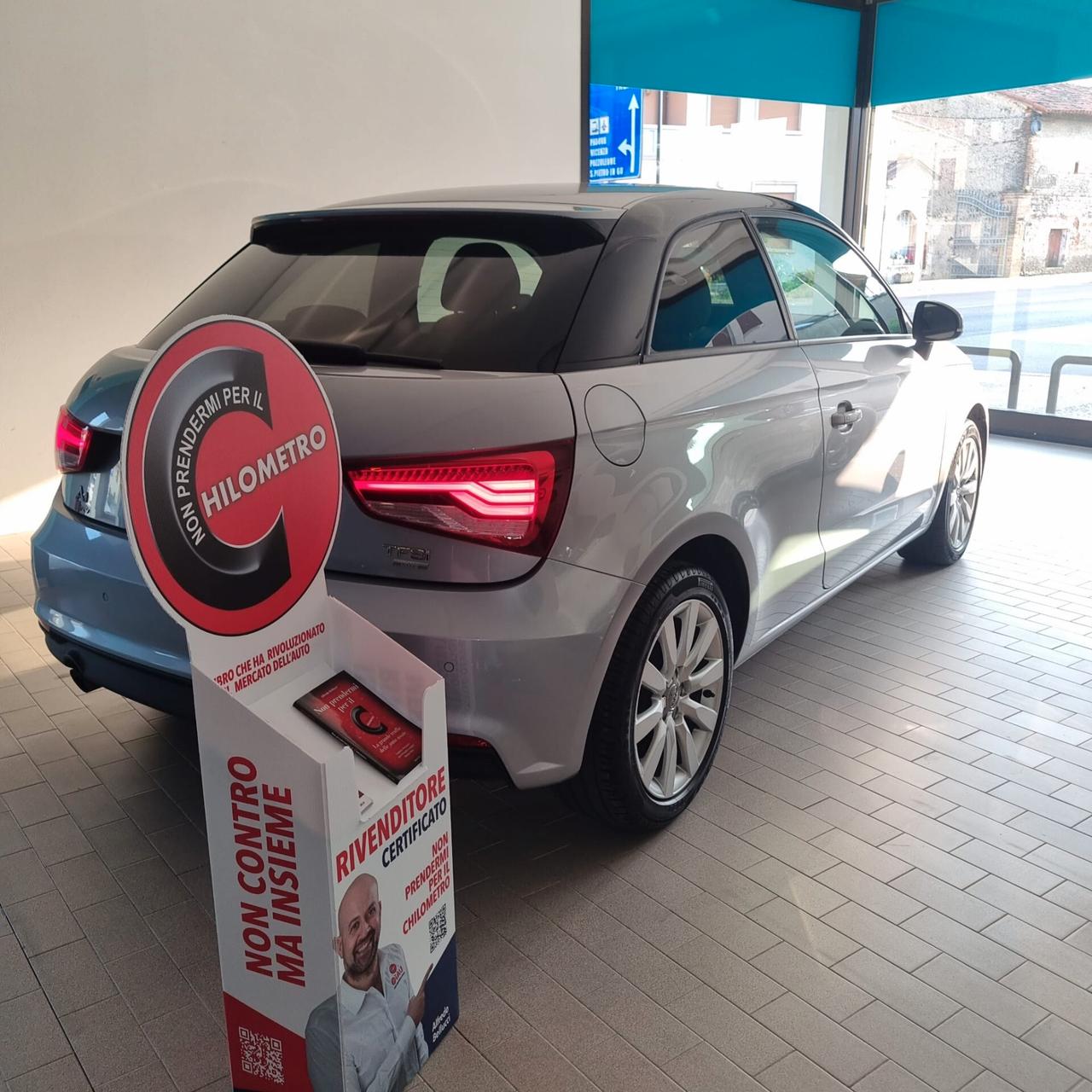 Audi A1 1.0 tfsi Ultra Admired 82cv OK NEOPATENTATI!!!