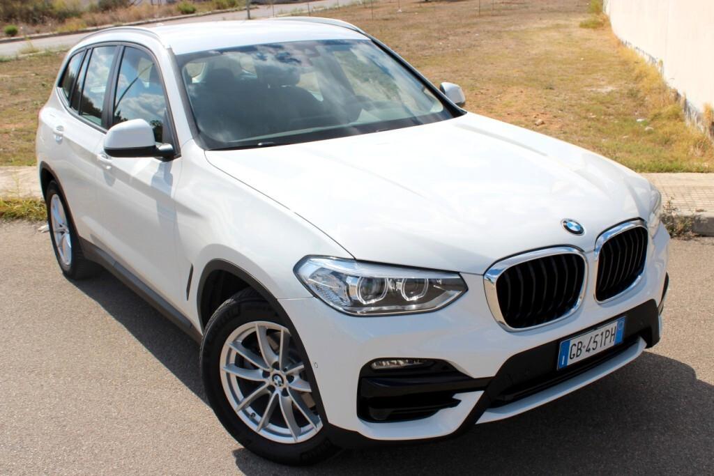 BMW X3 xDrive 20d 190cv *CAMERA *CARPLAY