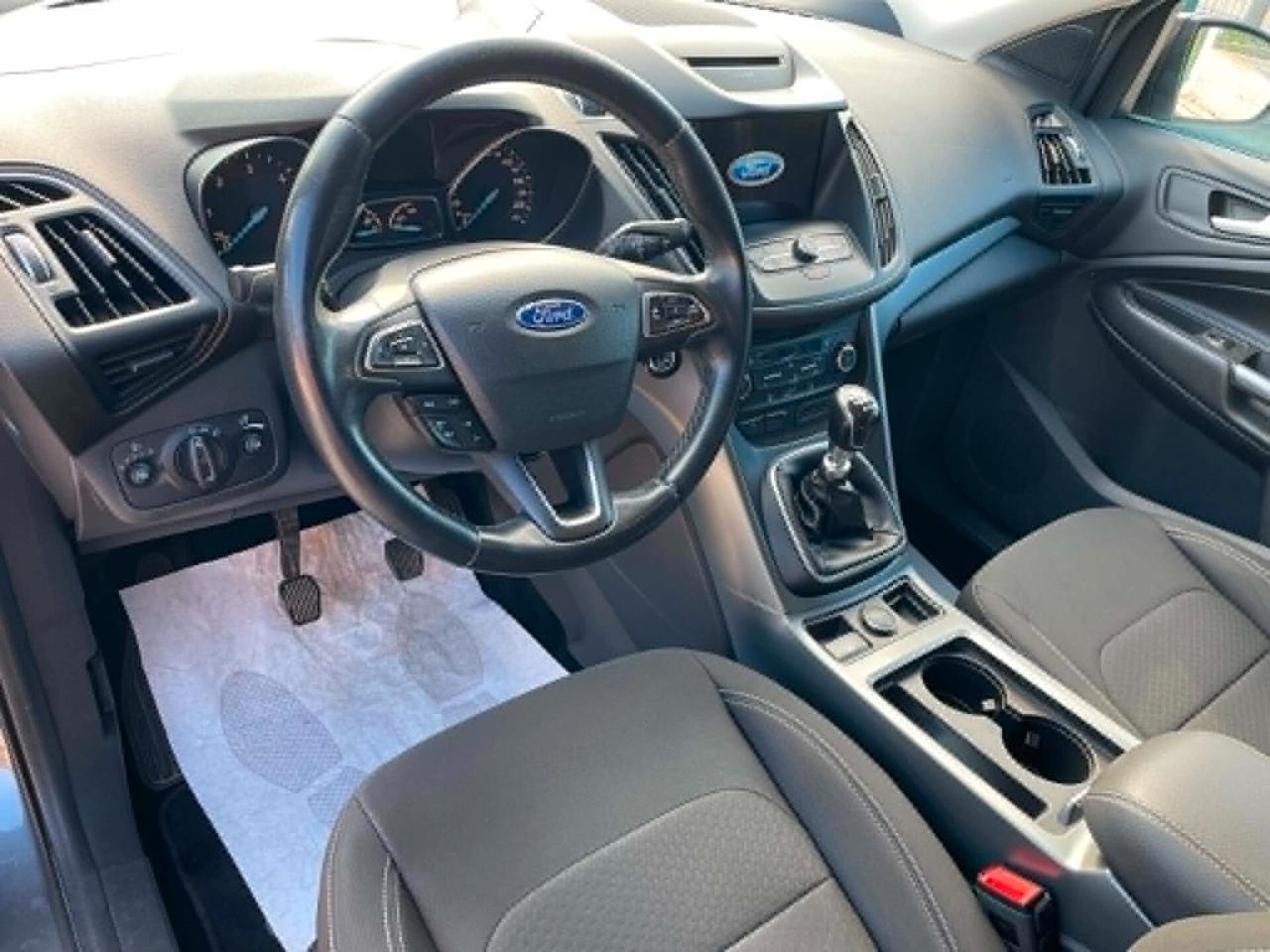 Ford Kuga 1.5 TDCI 120 CV S&S 2WD Business