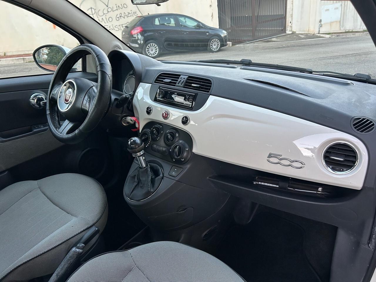Fiat 500 1.2 Lounge ideale per neopatentati