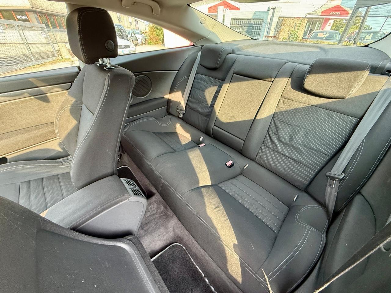 Renault Laguna Coupé 2.0 dCi 150CV Wave Edition