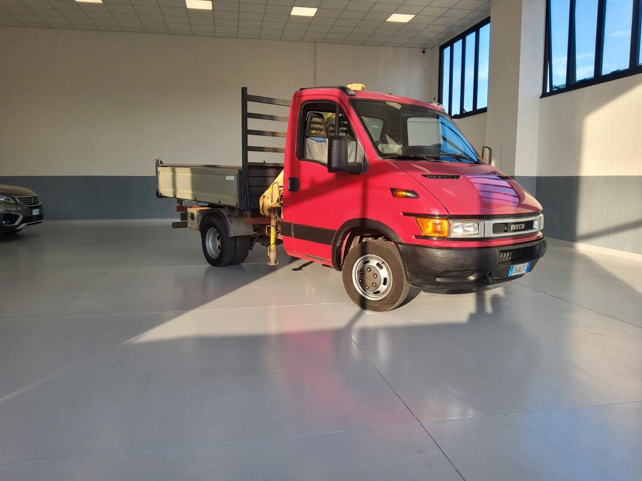 Iveco Daily 35S13 2.8 TDI PC Cabinato
