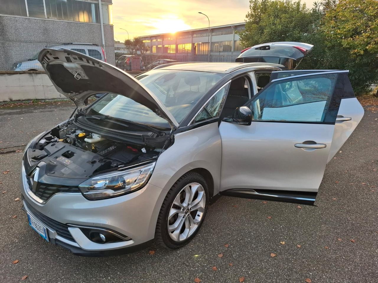 Grand Scenic 1.5 dci 2018 7 POSTI SOLO 114.000 KM